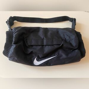 Nike Pro Youth Handwarmer Belt Bag, Black
